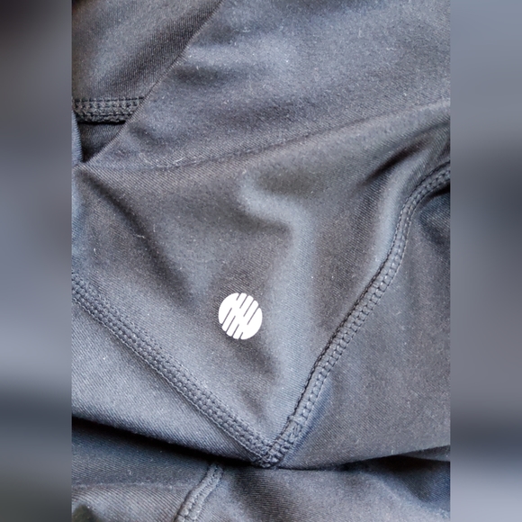 Nordstrom Z by Zella Yoga 2 Piece Set - Leggings & Top - Picture 5 of 9